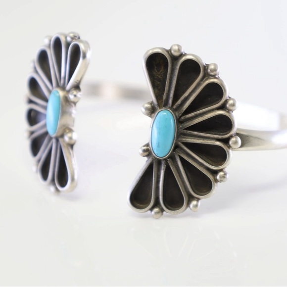 Native American Navajo Sterling Kingman Turquoise Bracelet Cuff - Picture 2 of 3